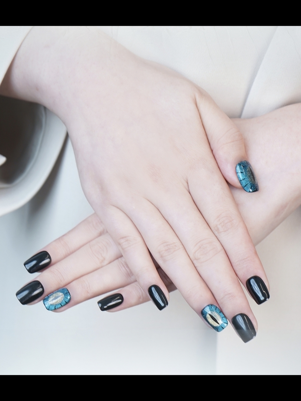 Black & Teal Nail Polish Set – Professional Women Makeup
